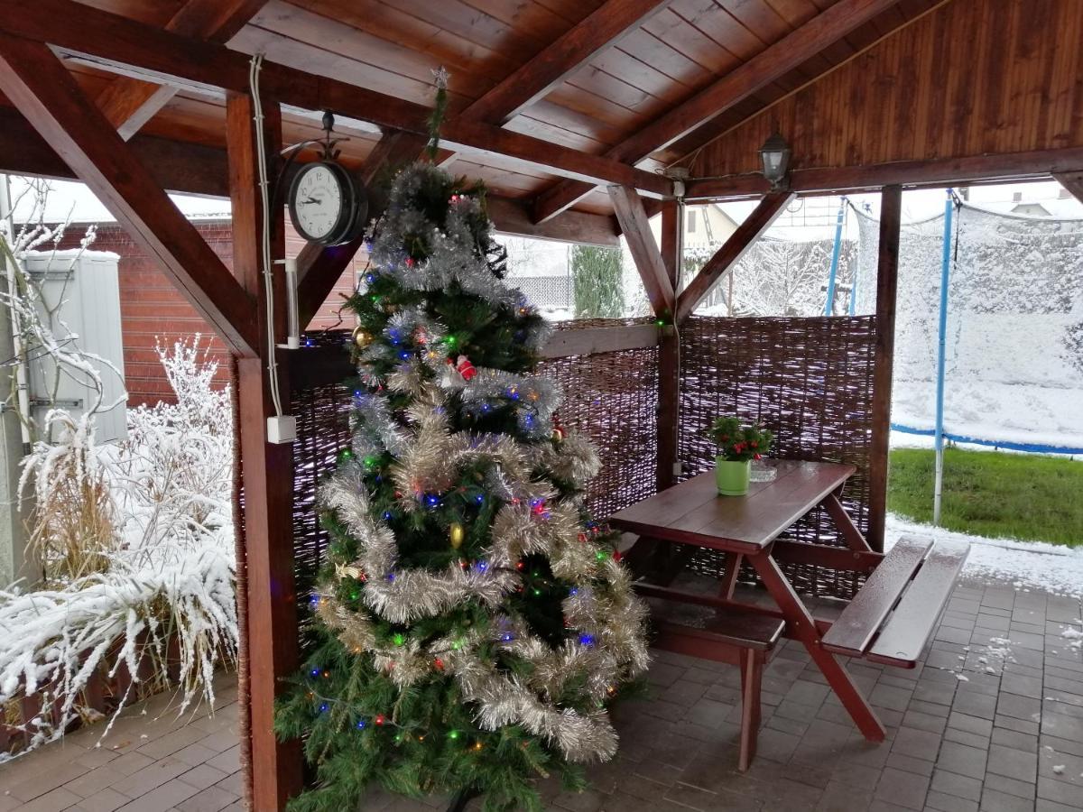 Apartament "IGOR" nad Jeziorem Zarzecze  Esterno foto