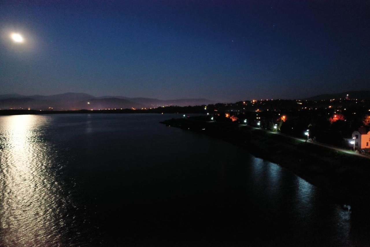 Apartament "IGOR" nad Jeziorem Zarzecze  Esterno foto